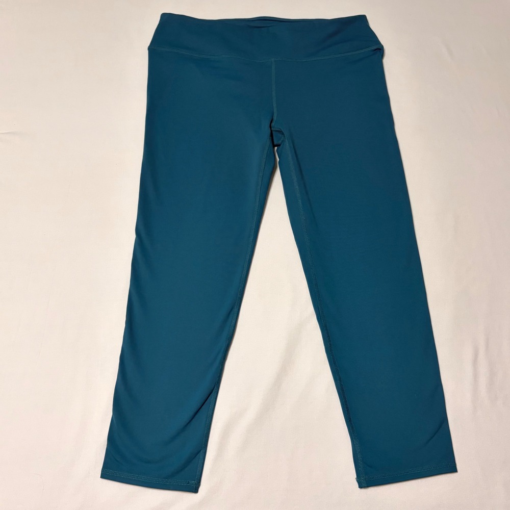 Fabletics Womens Teal Blue Cropped Leggings Mid Rise Athletic Pants Size M‎